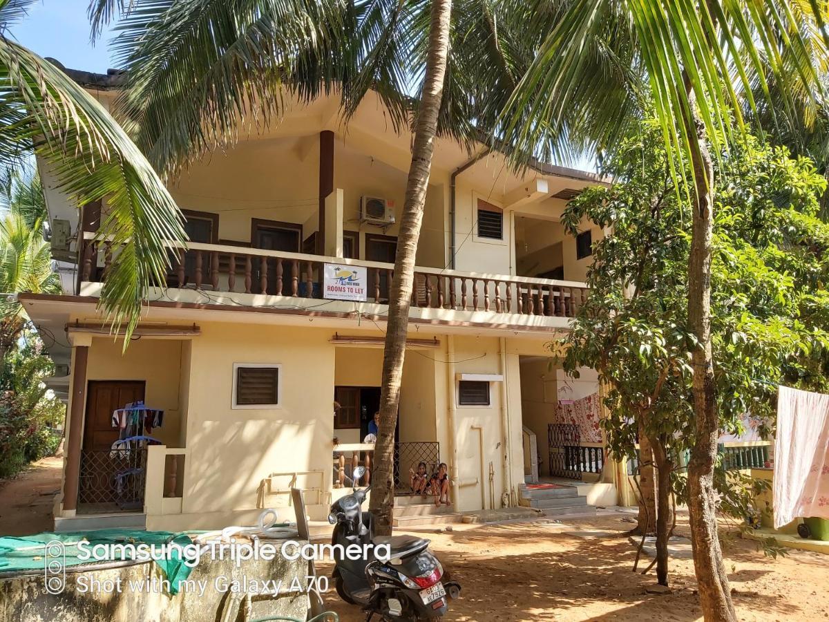 21In Guest House Calangute Dış mekan fotoğraf